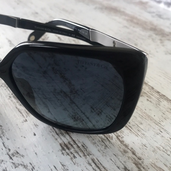 Tiffany & Co. TF4074 Squared Butterfly Sunglasses - Picture 6 of 6